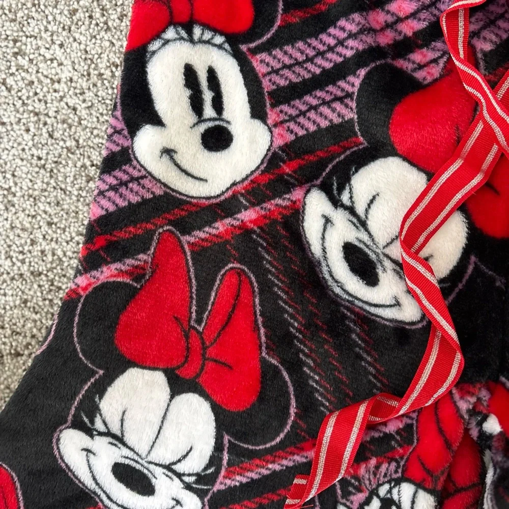 Disney Minnie Mouse Pajama Pants - Red, Black, and White - Picture 10 of 10